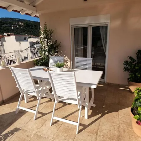Bozikis House! A Cosy Apartment In The City Centre Skiathos-Stadt Exterior foto